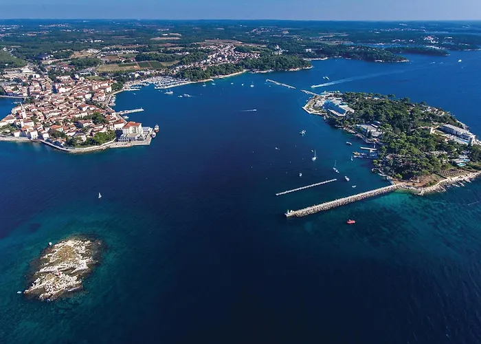 Pet Friendly Apartment In Porec With Wifi